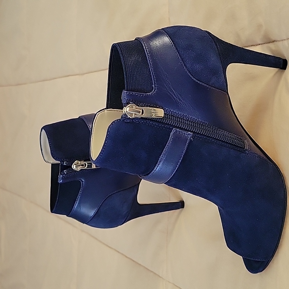 Marc Fisher Peep toe bootie